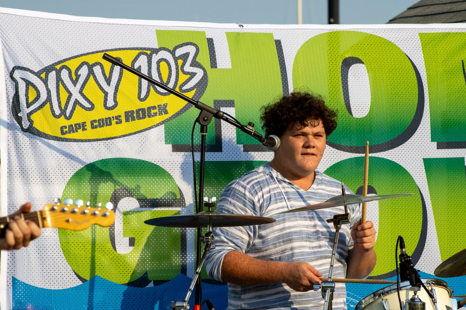 Nikki and the Barn Boys performing