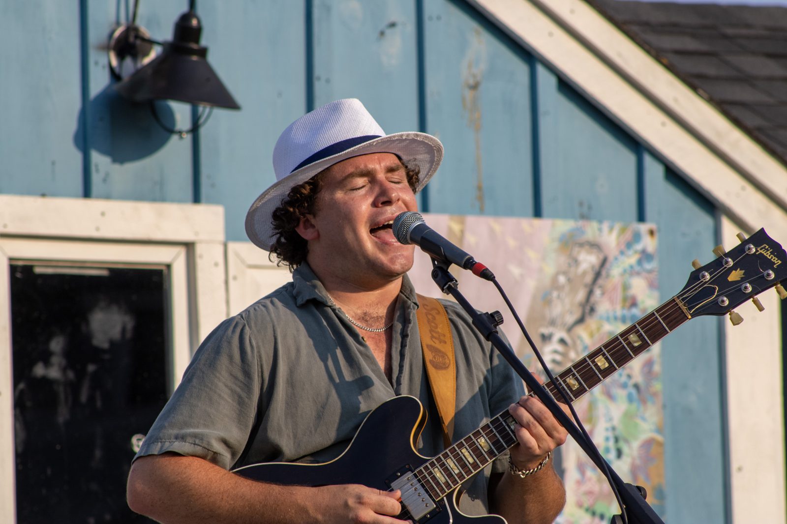 Nikki and the Barn Boys performing