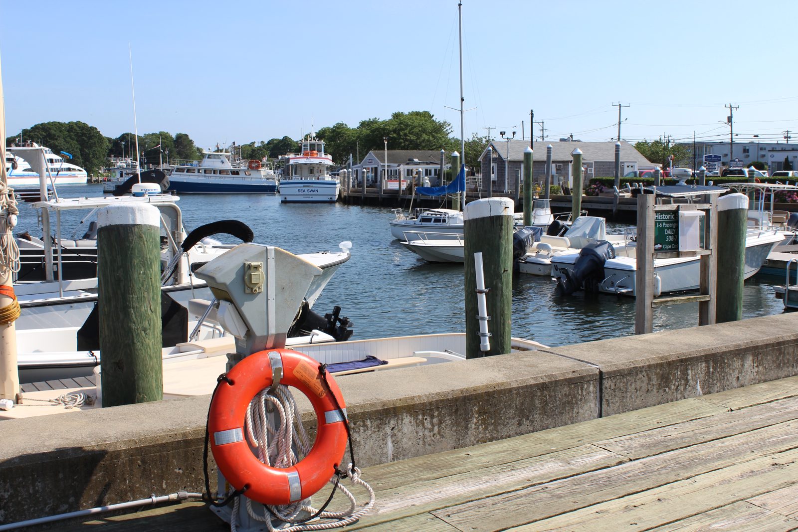 Hyannis Harbor